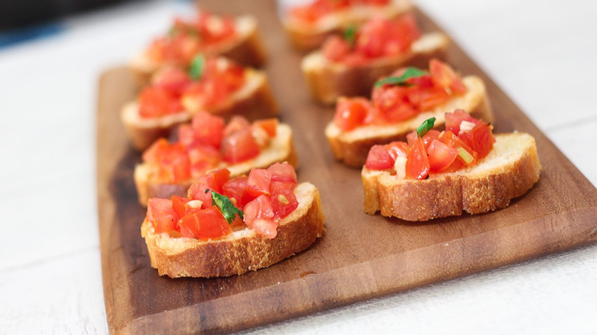 Easy Tomato Bruschette