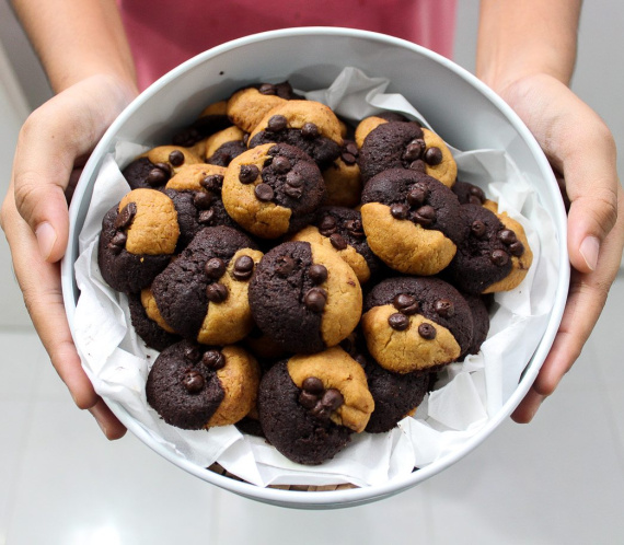 Peanut Butter and Chocolate Cookies