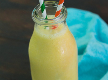 Peach and Mango Smoothie
