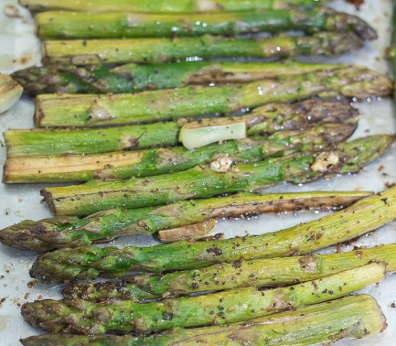 Roasted Asparagus in Balsamic Butter Vinaigrette