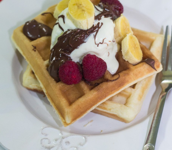 5 Minutes Fluffy Waffle Recipe