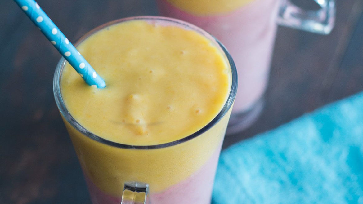 Strawberry and Mango Smoothie