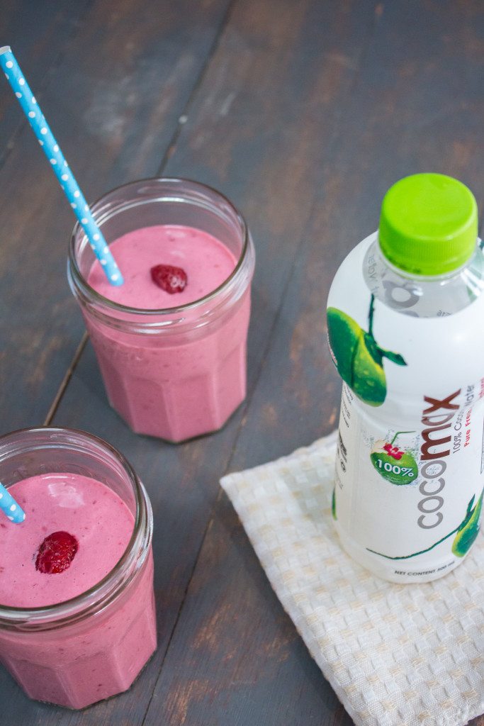 Vegan Raspberry and Coconut Smoothie