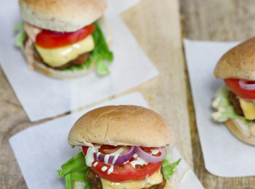Beef Sliders with Sriracha Mayonnaise