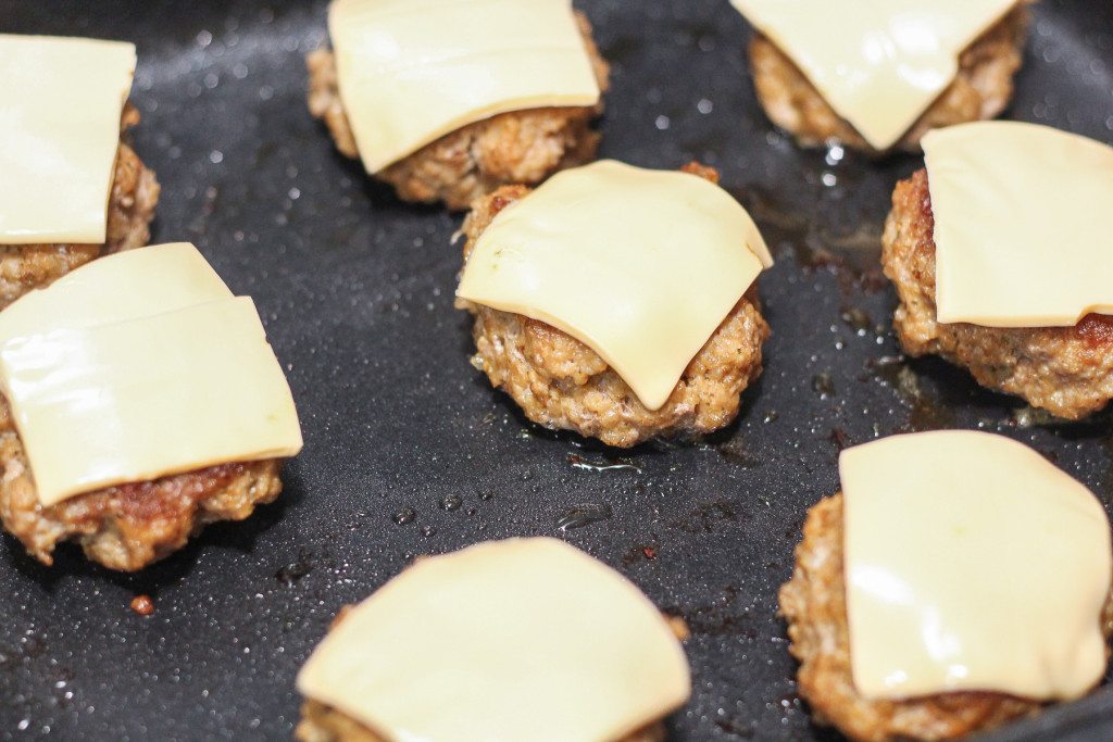 Beef Sliders with Sriracha Mayonnaise