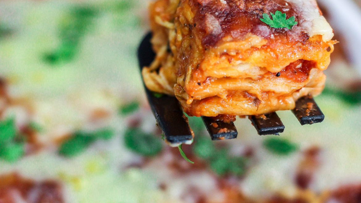 Easy Chicken Enchilada Lasagna