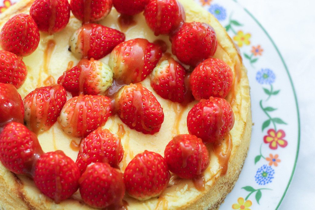 Strawberry Cheesecake with Salted Caramel