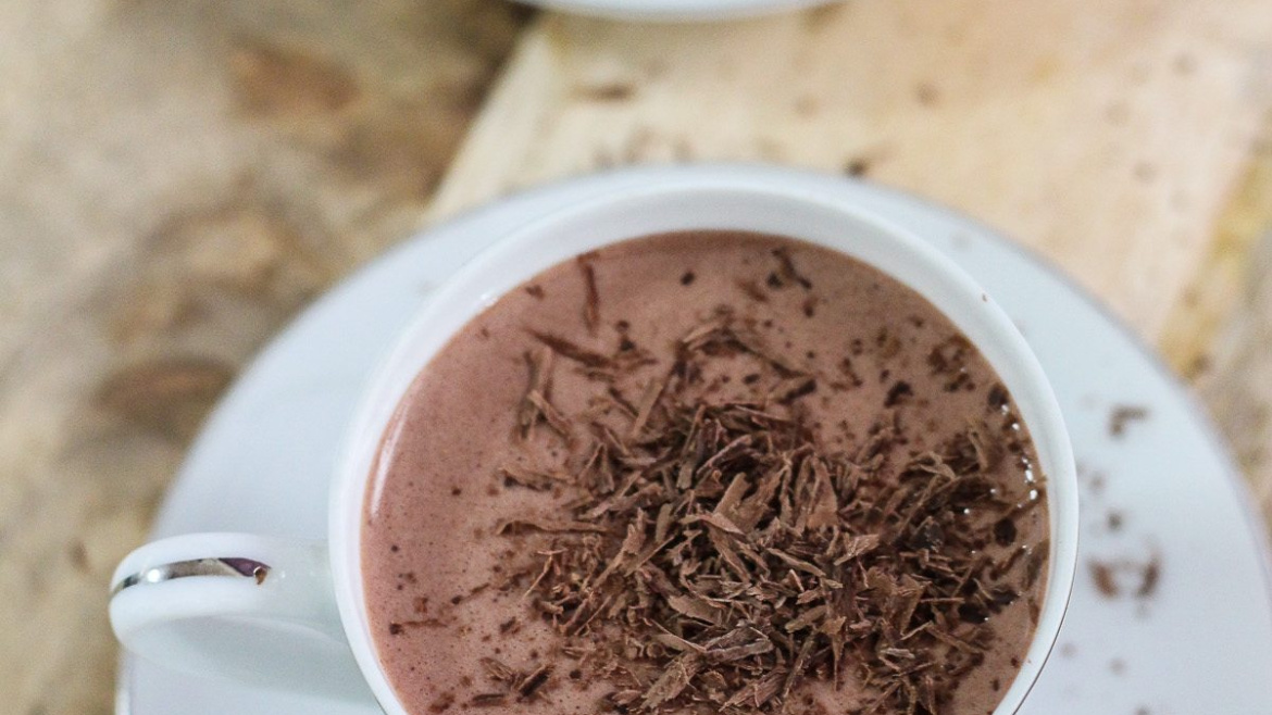 Chocolate Overnight Oatmeal Smoothie