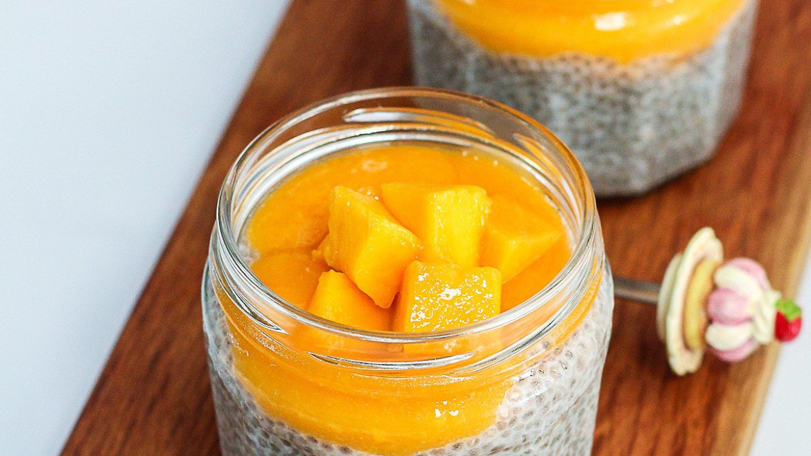 Delicious Mango and Coconut Chia Pudding