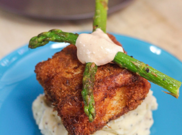Crispy Cod with Mashed Potatoes and Creamy Chipotle Sauce