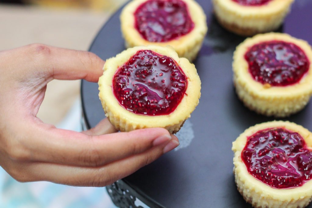 Cheesecake with Raspberry Sauce