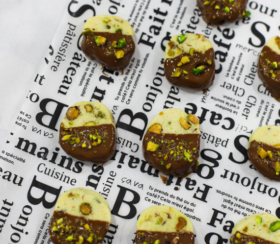 Chocolate Pistachio Cookies