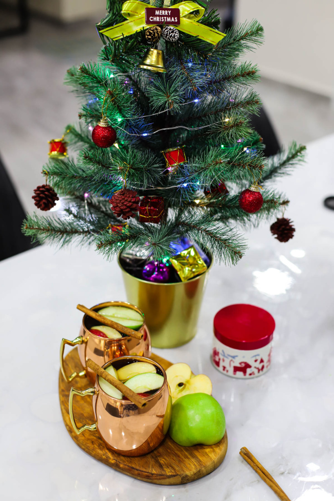 Delicious Homemade Apple Cider