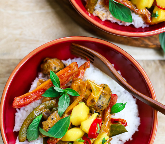 Thai Red Curry Chicken Meatballs