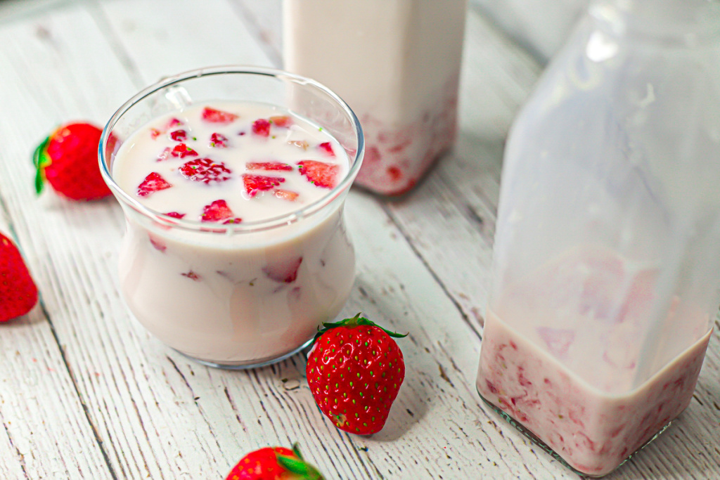 Korean Strawberry Milk Recipe
