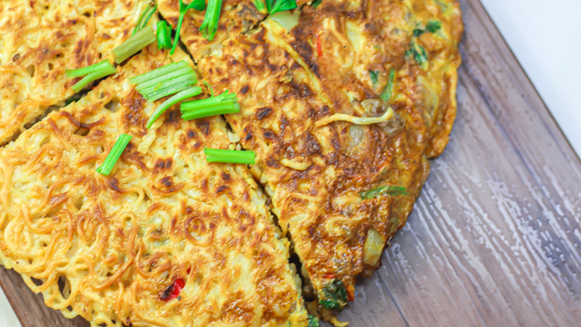 Murtabak Maggi Recipe