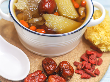 Pear and Snow Fungus Dessert